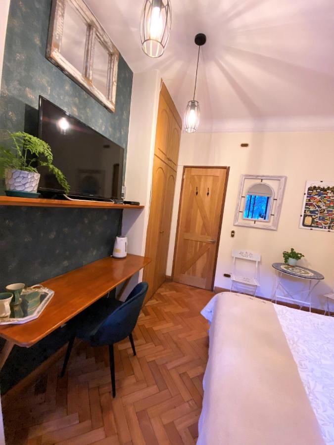 Bed & Breakfast Lastarria Сантьяго Экстерьер фото