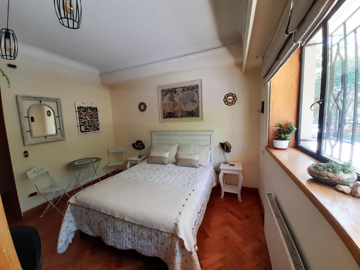 Bed & Breakfast Lastarria Сантьяго Экстерьер фото